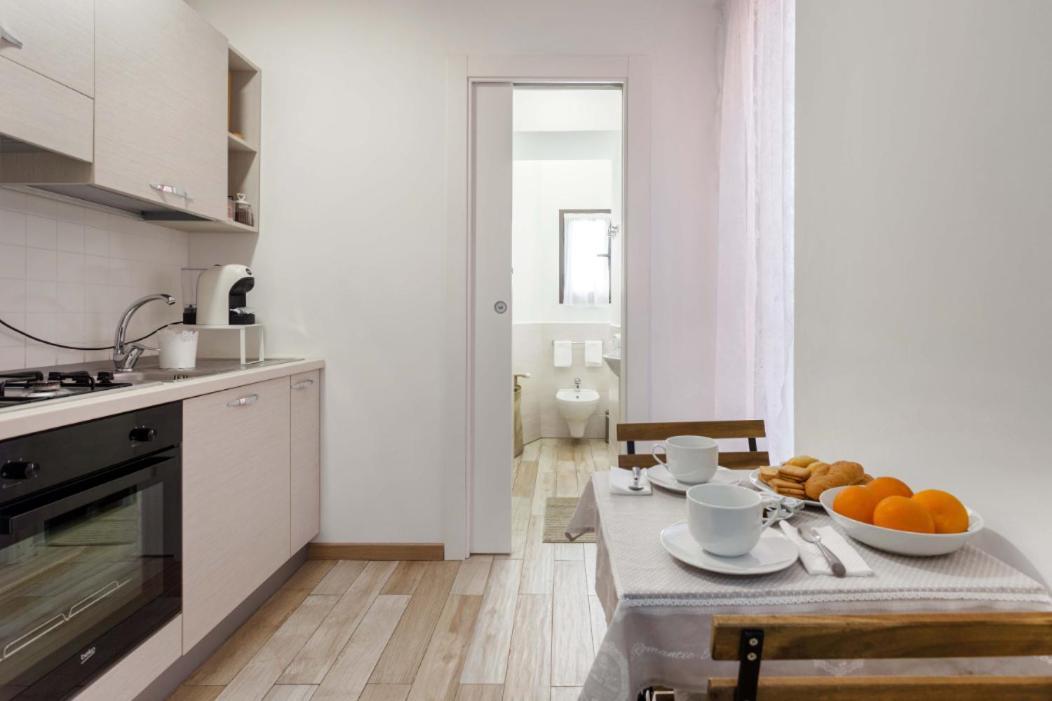 Centre Apartment Grotte Bianche 2 CTA Exteriör bild